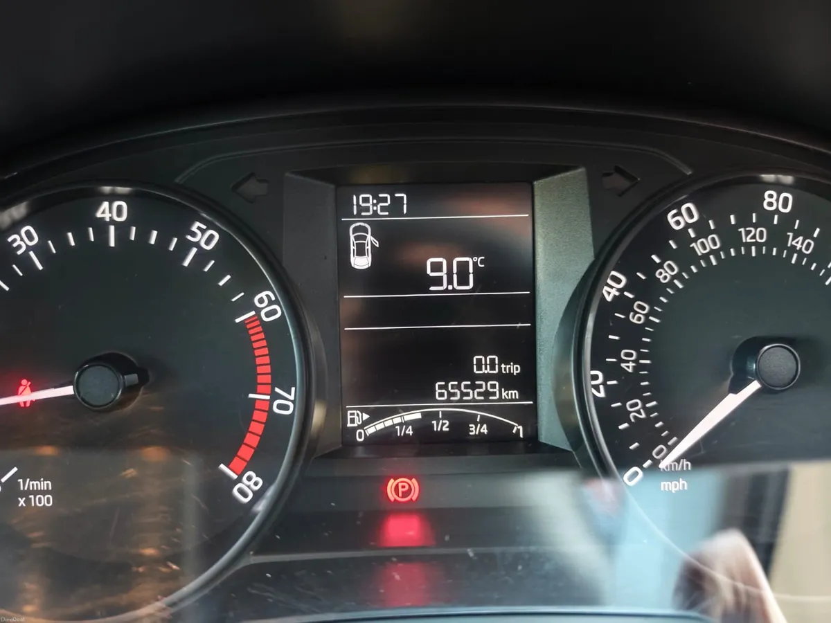 Skoda Fabia 172 1,0 petrol Only 65 km New Nct 3/27 - Image 4