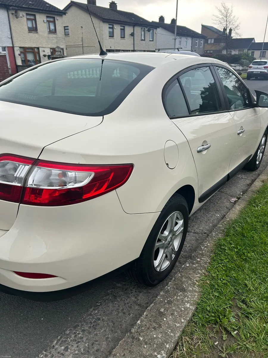 Renault Fluence 2013 1.5 Diesel Manual For Sale - Image 3