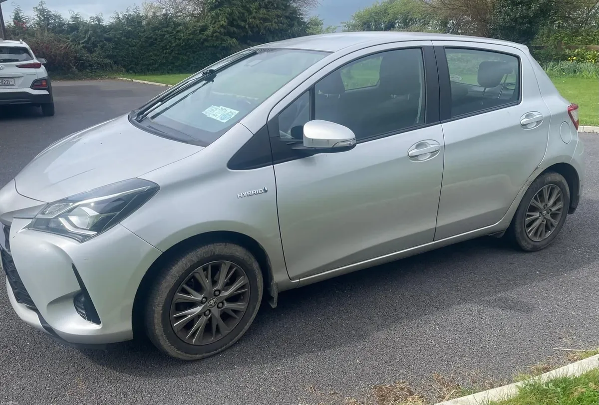 Toyota Yaris 2018 - Image 4