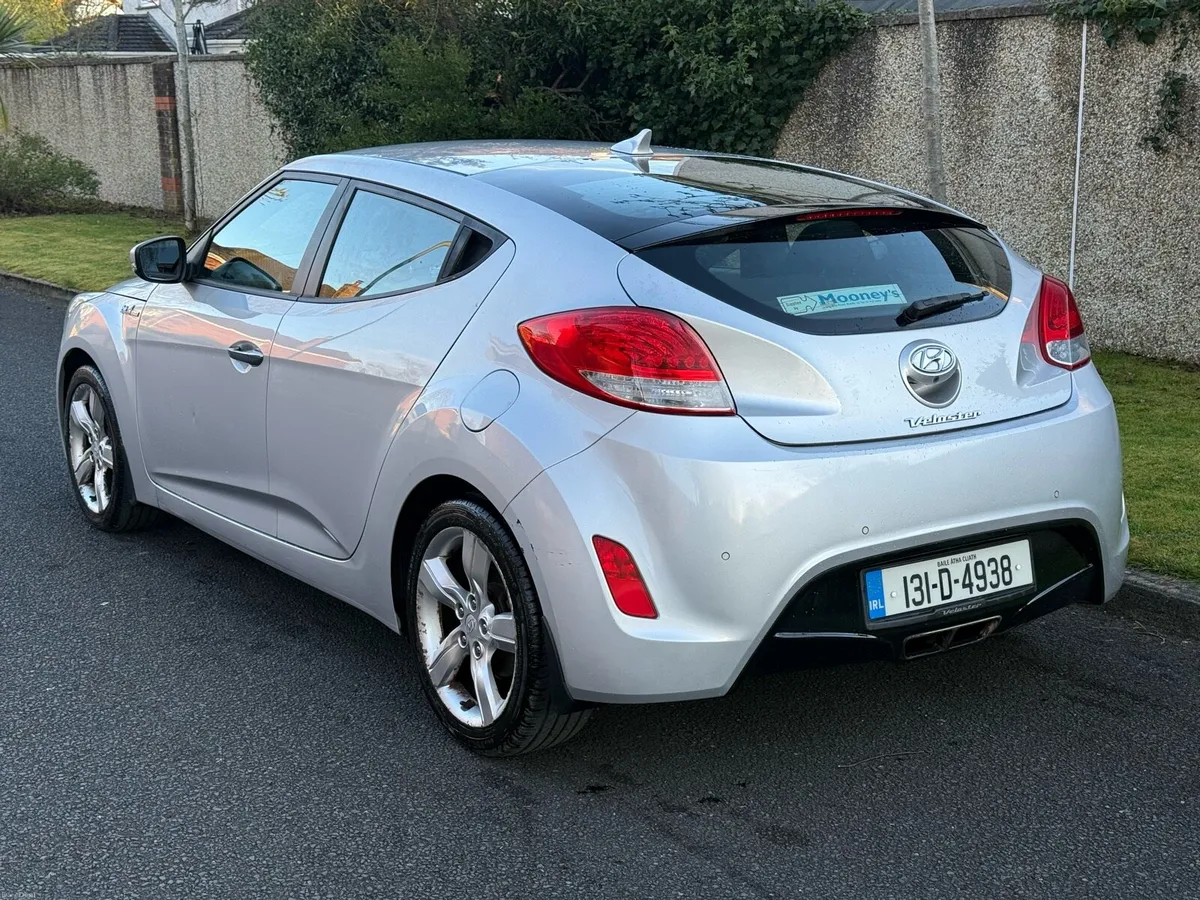 131 Hyundai Veloster 107k kms NEW NCT 05/27 - Image 3