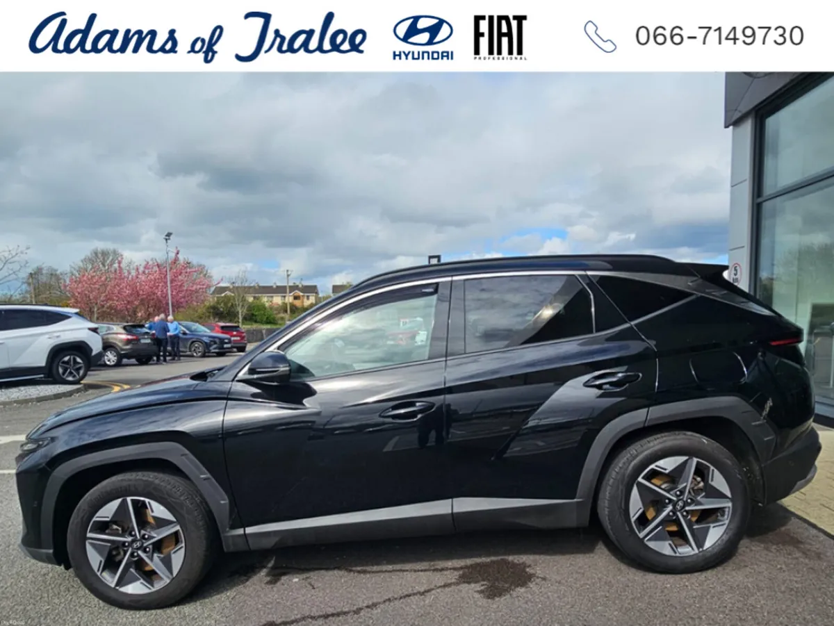 Hyundai Tucson EXECUTIVE PLUS 5DR - Image 2