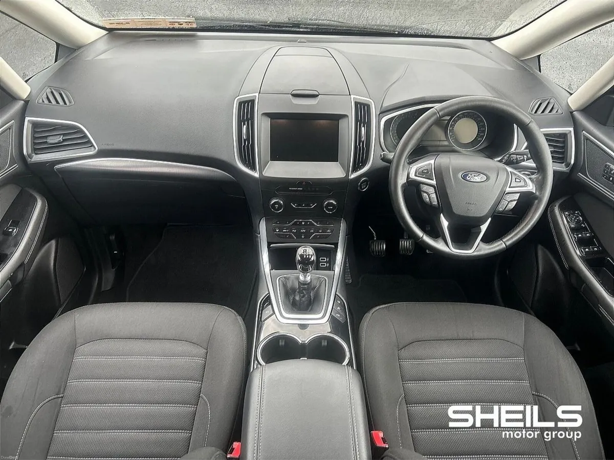 Ford Galaxy 2.0TDCi 150PS Titanium - Image 3