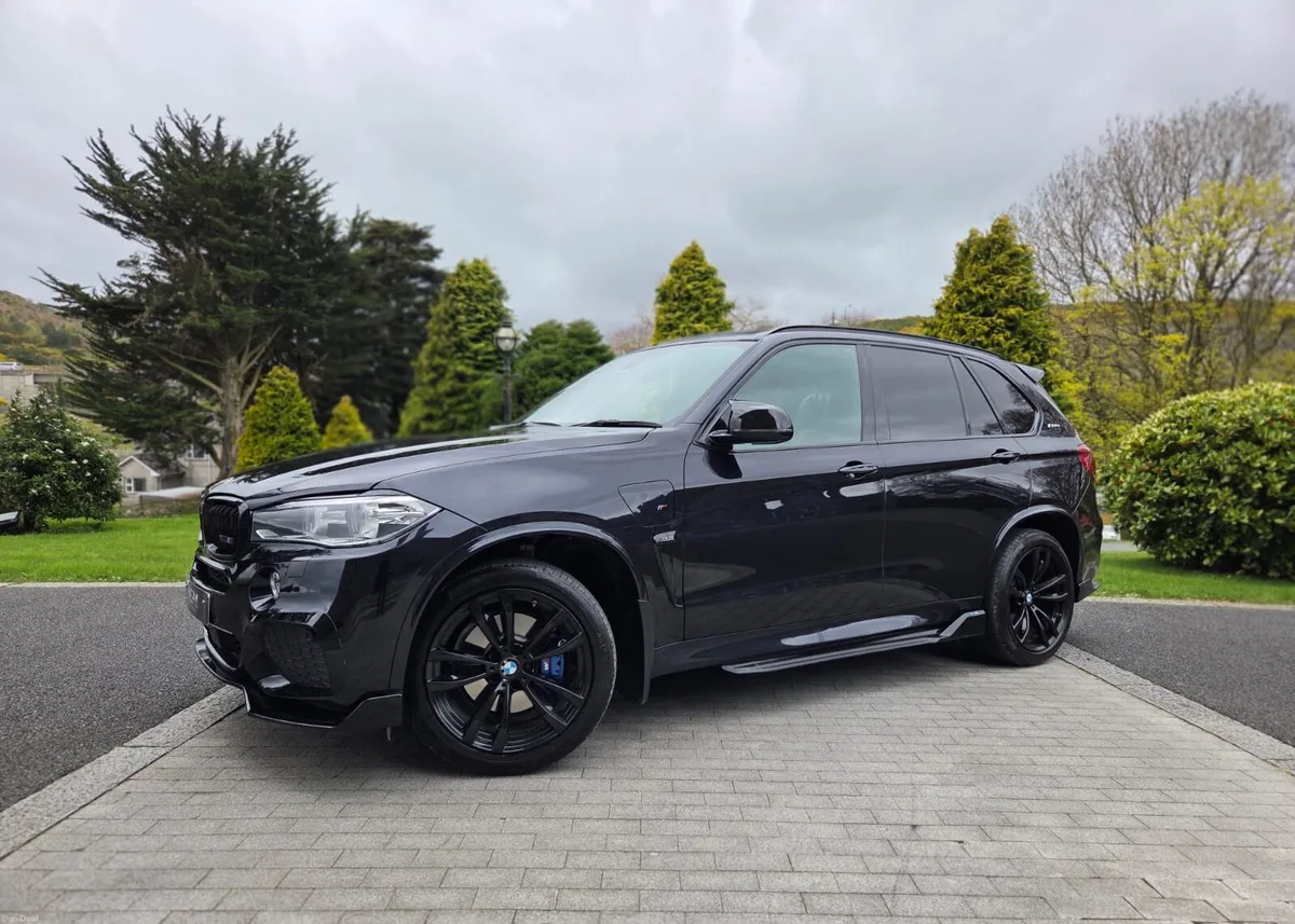 2017 (172) BMW X5 2.0 40e M-Sport plus // Sunroof - Image 1