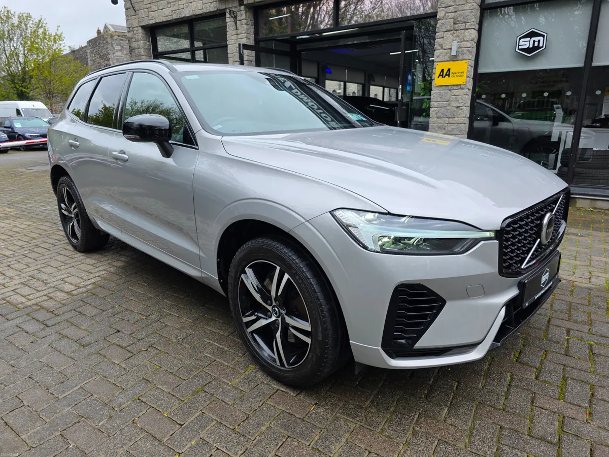 2021 VOLVO XC60 2.0 T6 AWD R-DESIGN. - Image 3