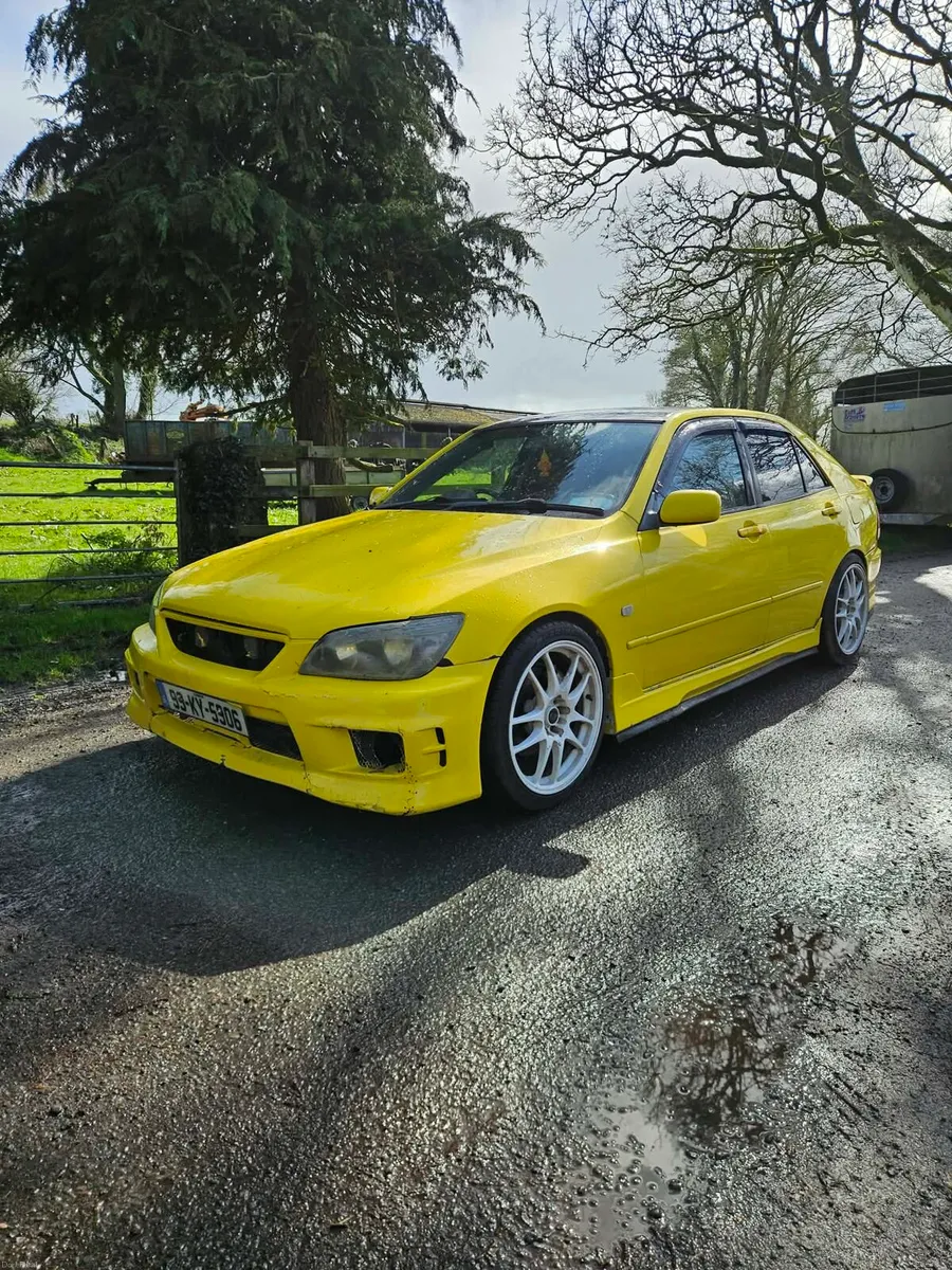 99 toyota altezza
4cylinder - Image 4