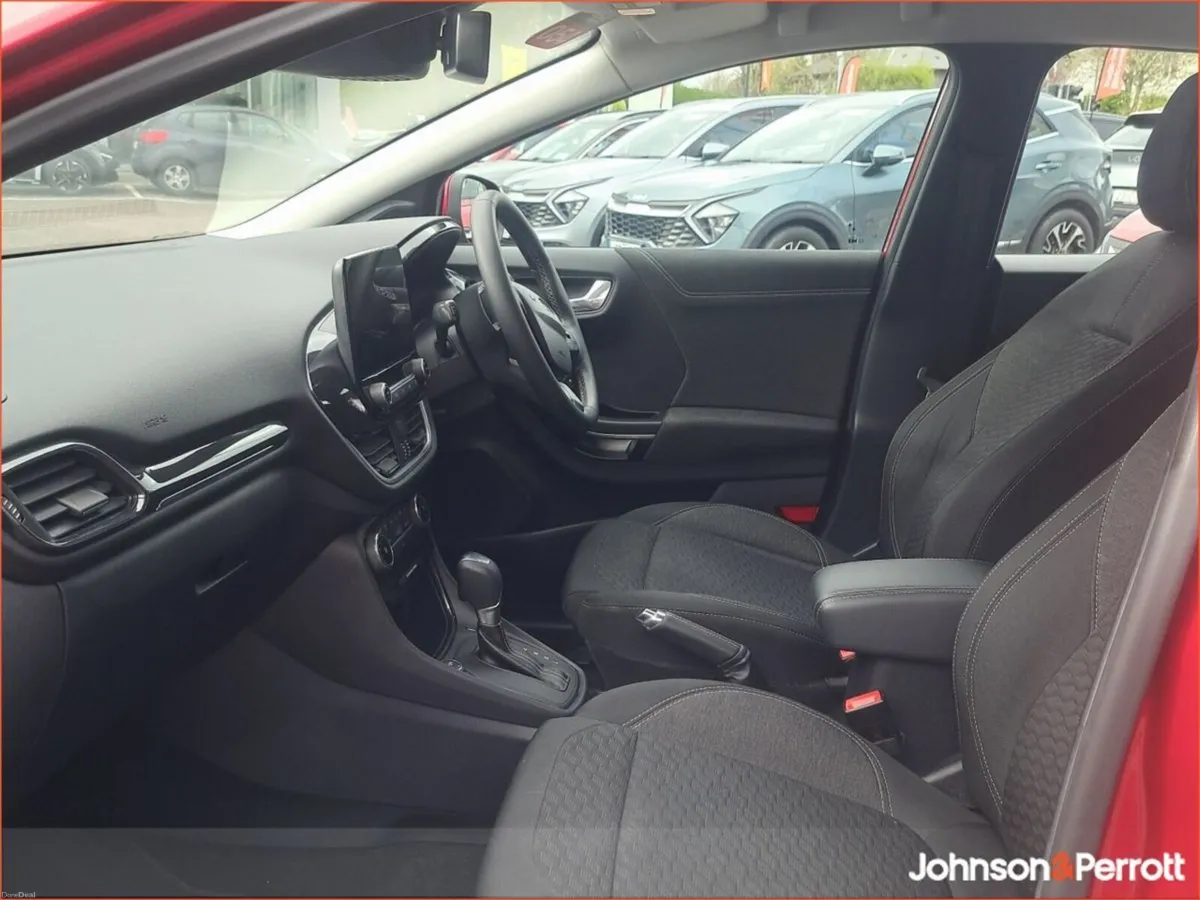 Ford Puma 1.0L EcoBoost Hybrid 125PS Titanium Auto - Image 3