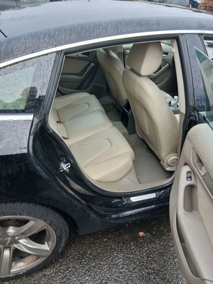 Audi A5 2011 - Image 1