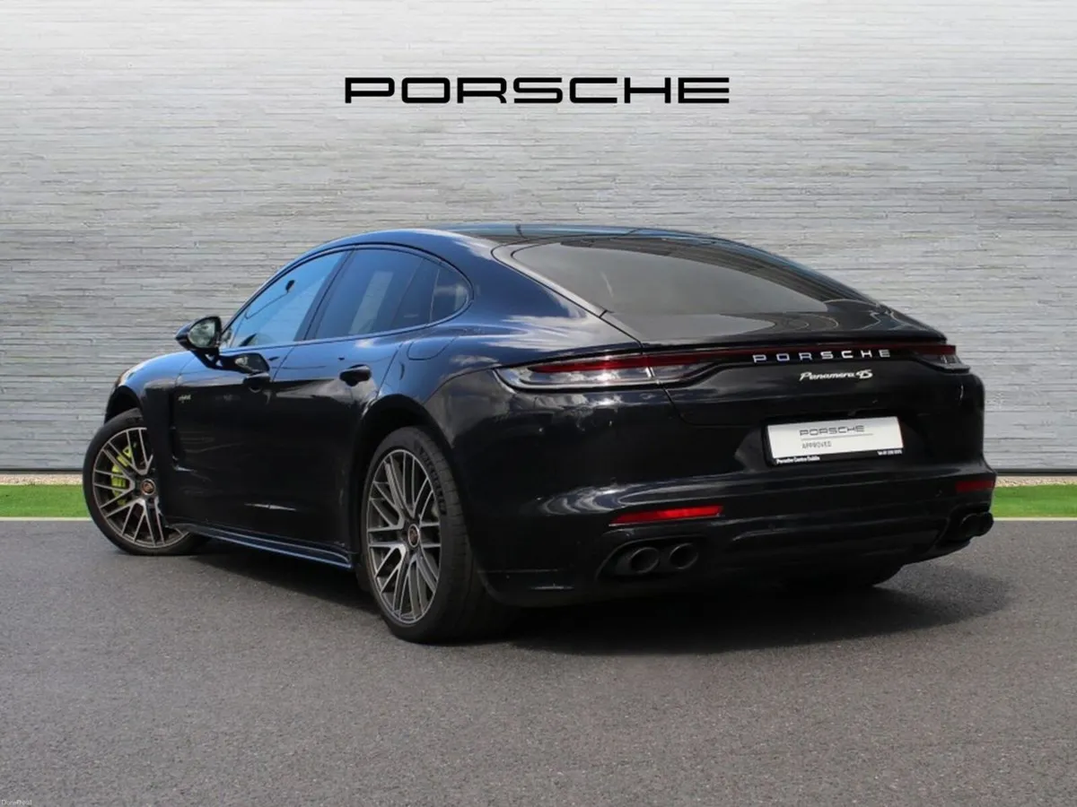 Porsche Panamera 4S E Hybrid - Image 2