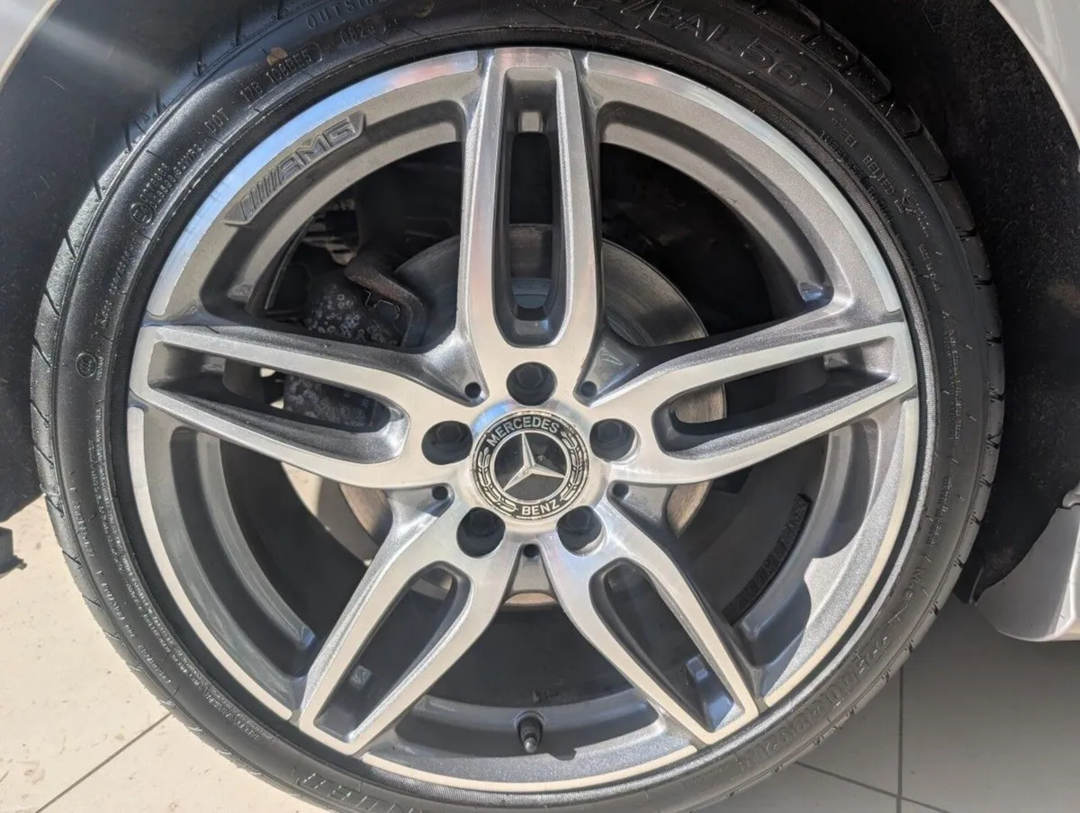 Mercedes-Benz CLA 180 Amg Sport 4dr - Image 4