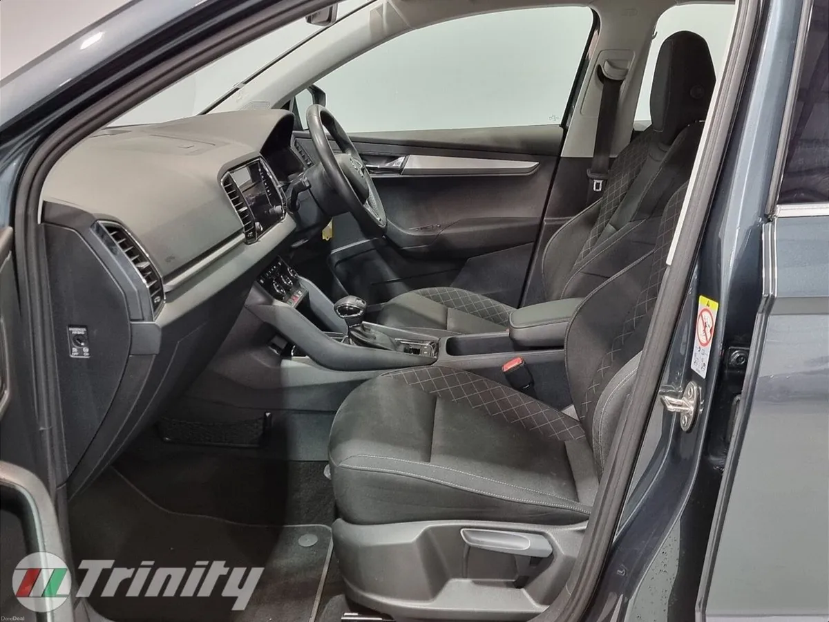 Skoda Karoq ** AMBITION ** 1.0TSI ** DSG-AUTO ** T - Image 4