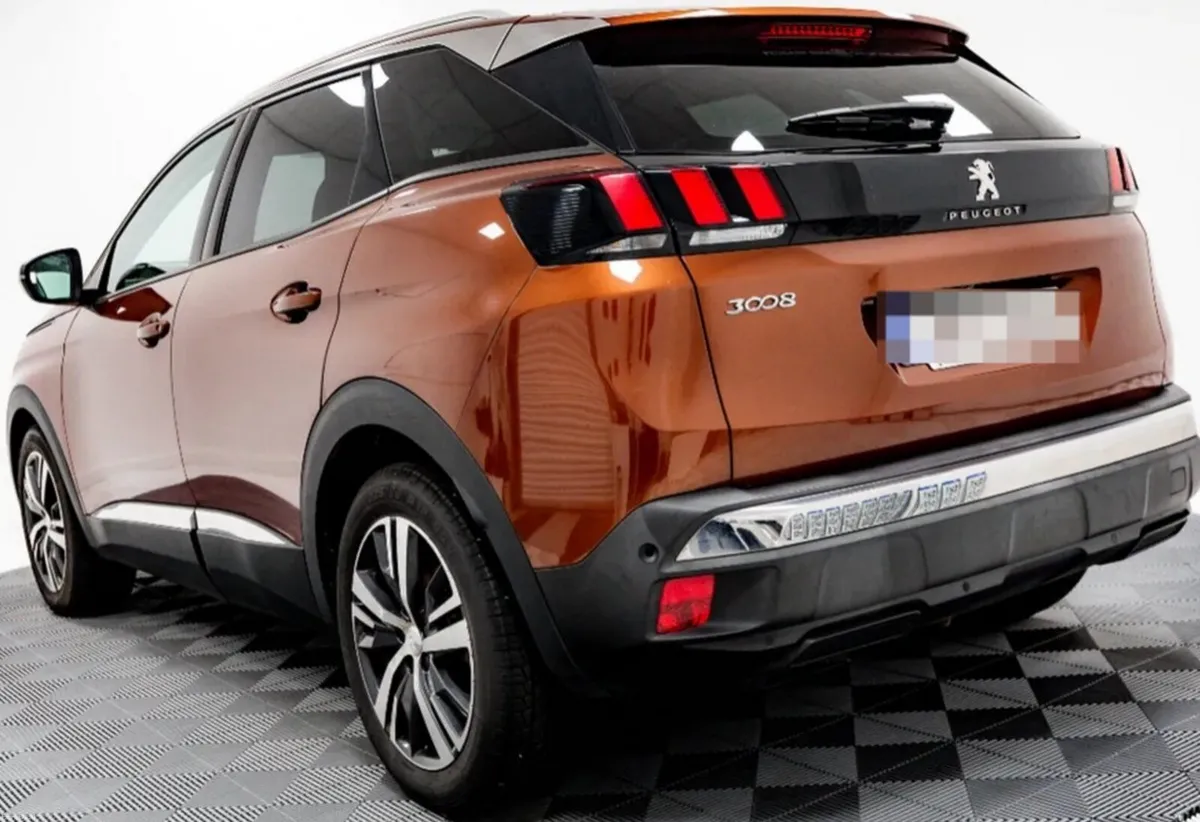 PEUGEOT 3008 - Image 2