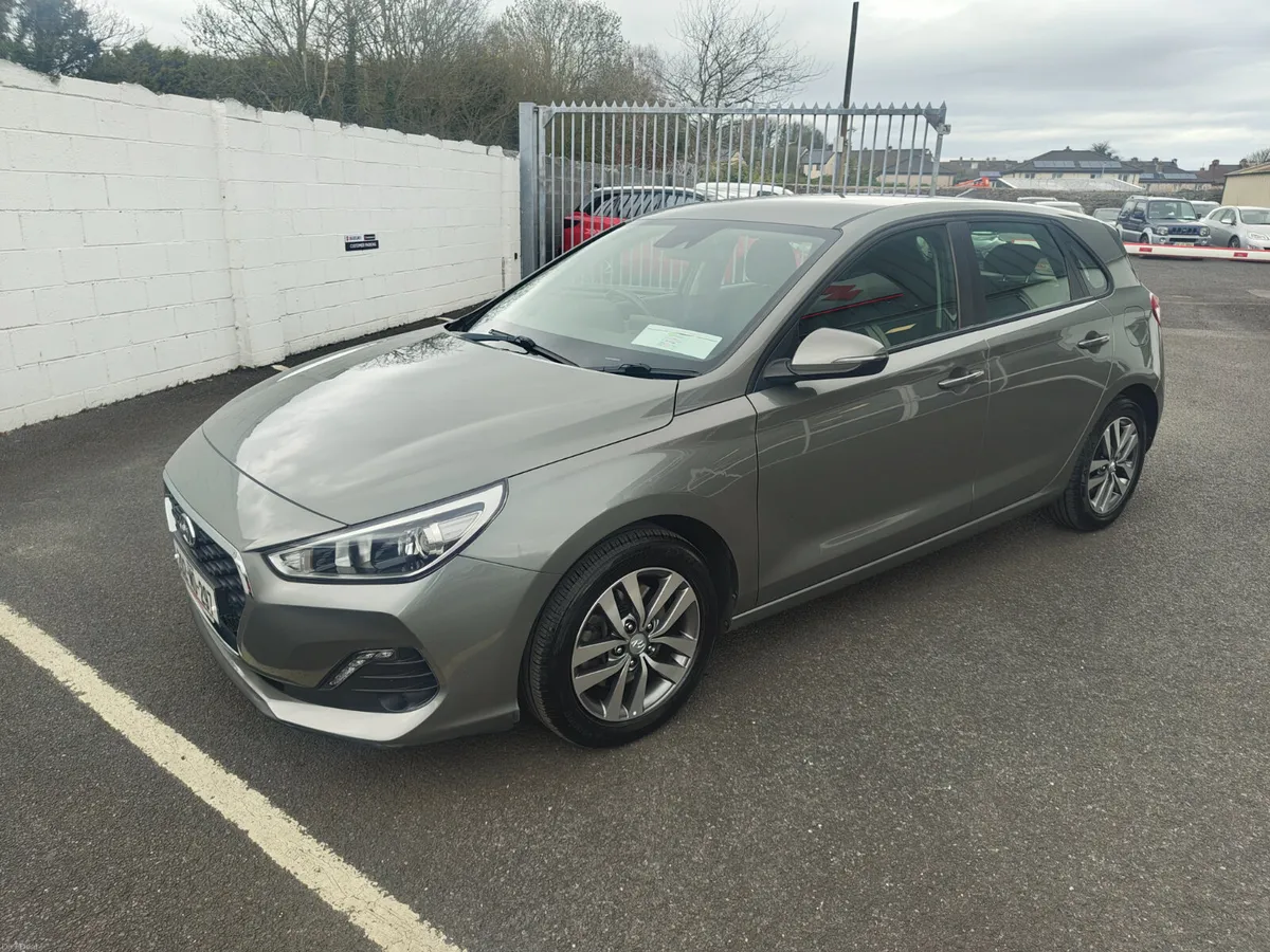 Hyundai i30 Deluxe 1.0 - Image 4