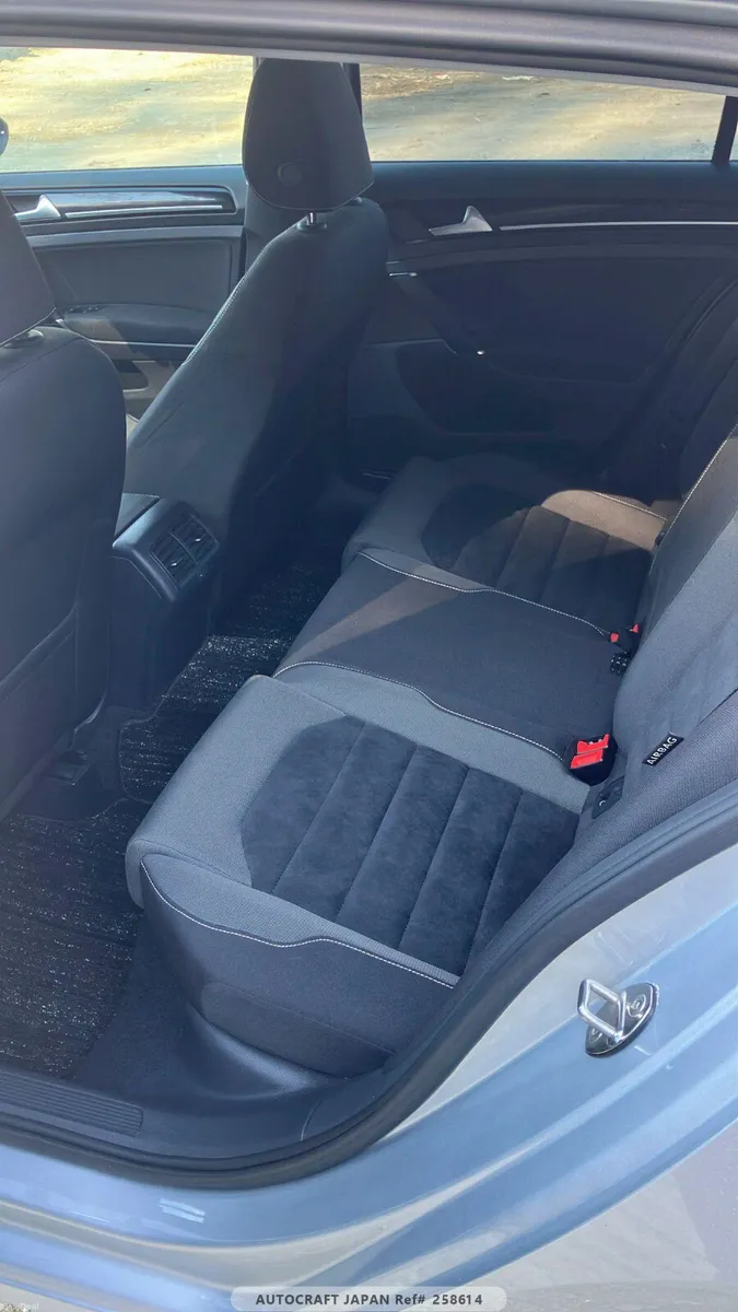 152 Golf 1.4 tsi auto Highline - Image 4