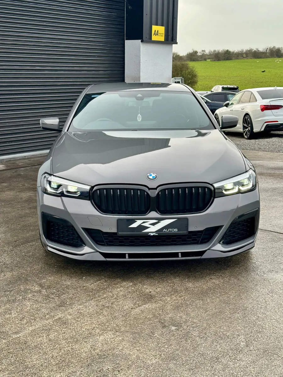 2021 BMW 520D MSPORT AUTO M PERFORMANCE - Image 4