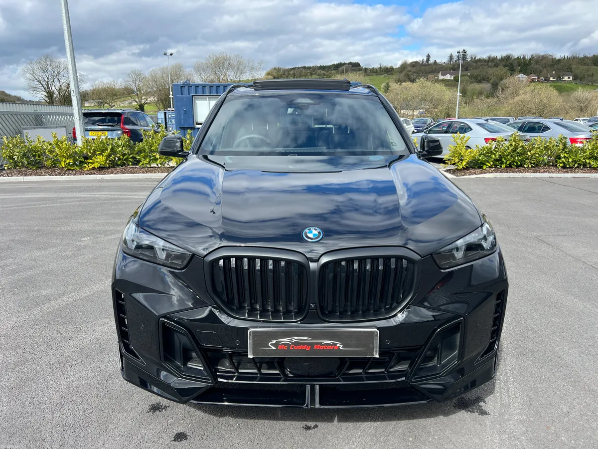 2025 (252) BMW X5 XDrive 50E M Sport 3.0 M Perf Ki - Image 3