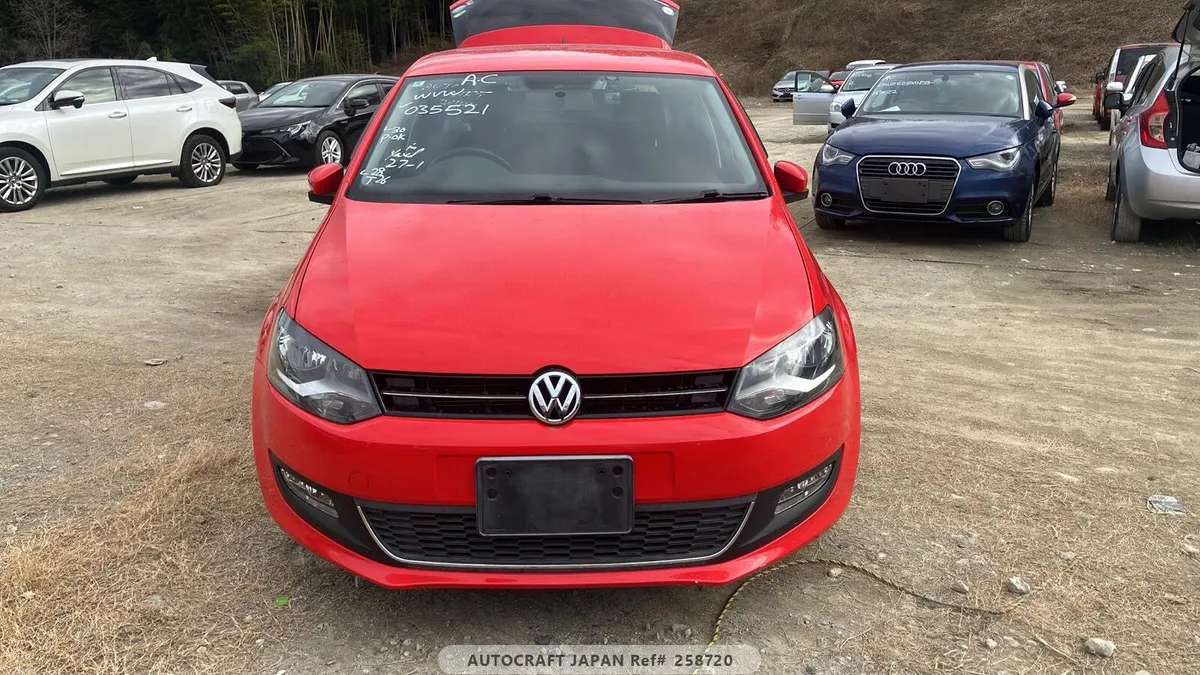 2014 polo 1.2 auto 59k km - Image 4