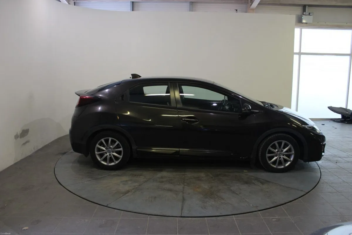 Honda Civic 1.6 I-DTEC Sport - TENDER 15 - Image 3