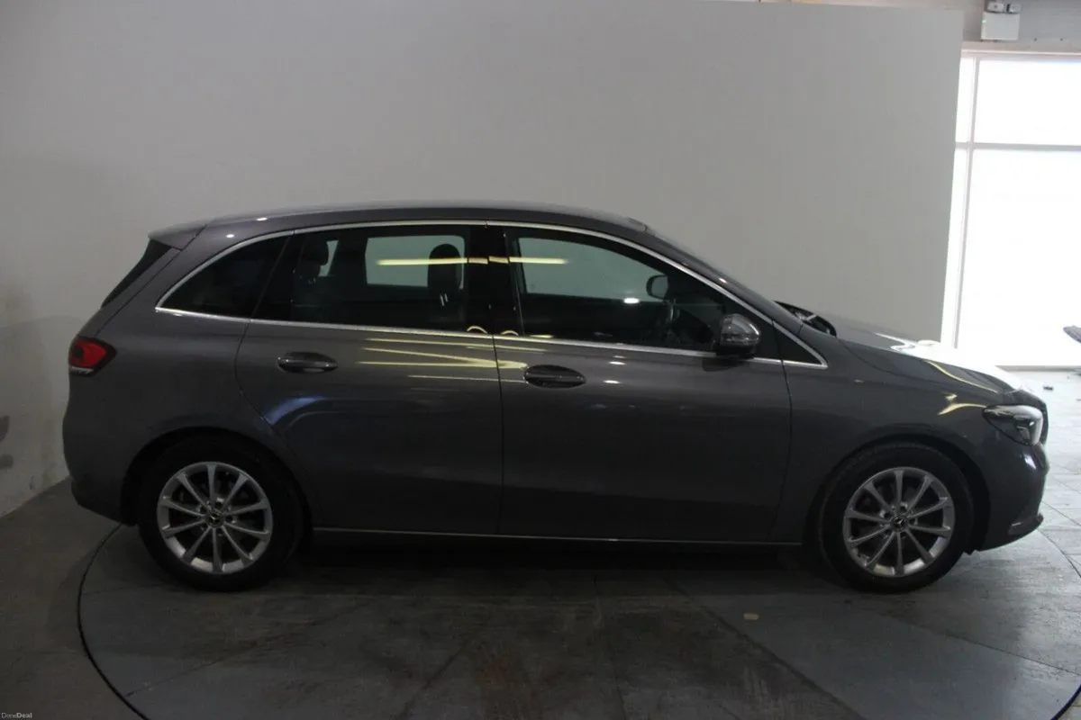 Mercedes-Benz B-Class B 180 D STYLE AUTO - Image 3