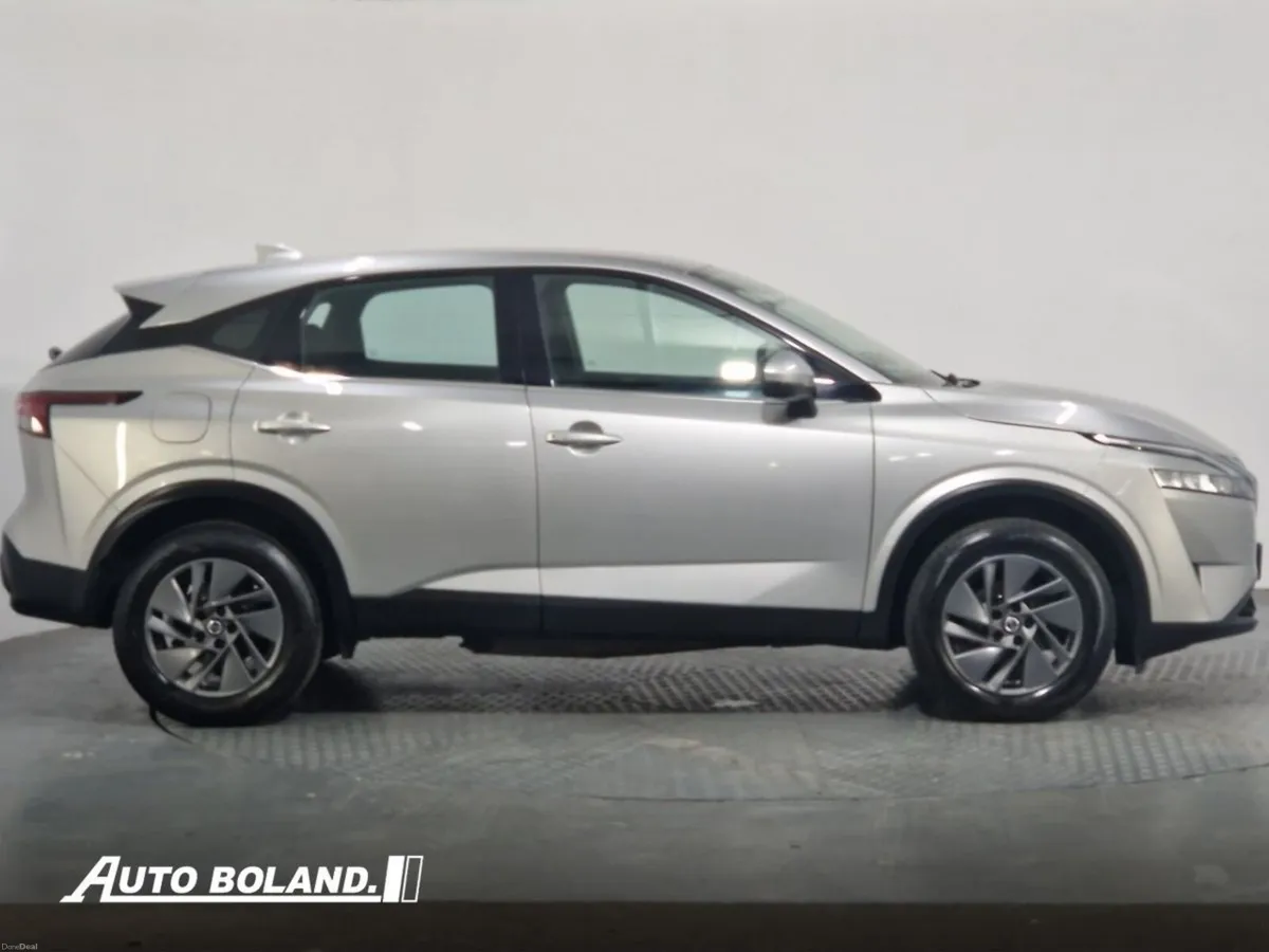 Nissan Qashqai Mild Hybrid SV - Image 4