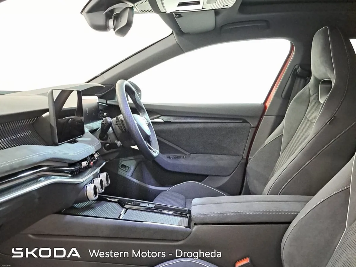Skoda Superb Combi Sportline 2.0Tdi 150Bhp DSG - Image 4