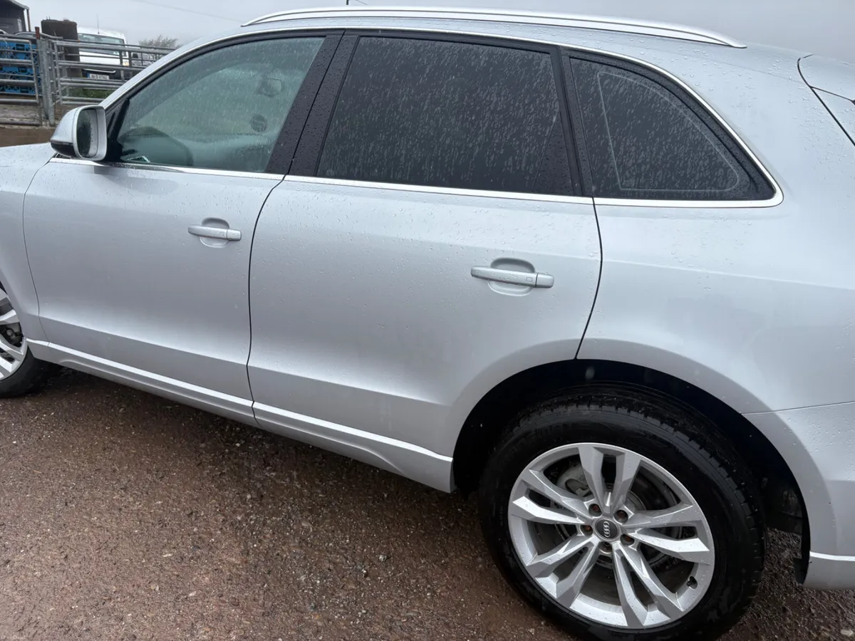 Audi Q5 2012 automatic - Image 1
