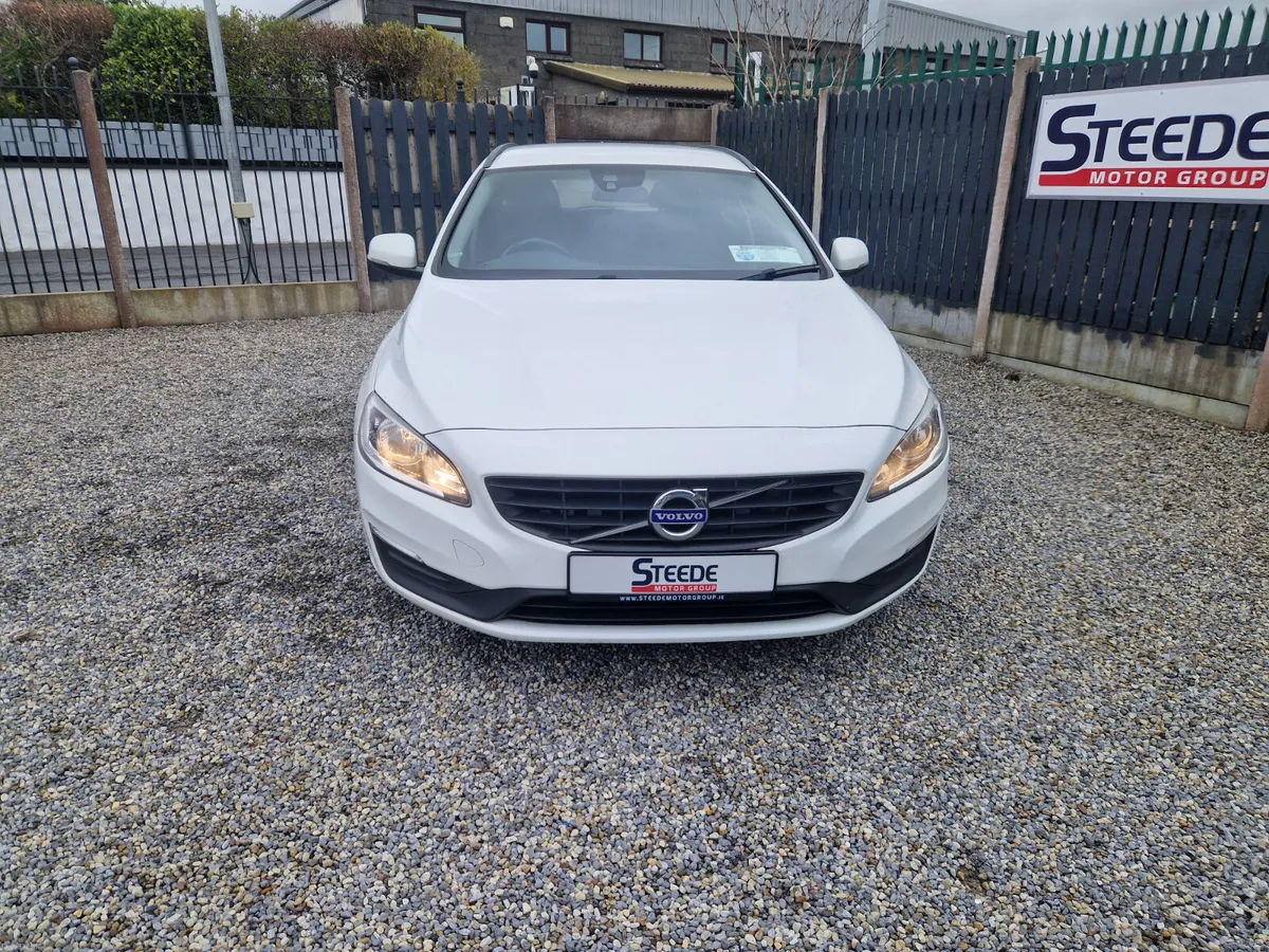 162 Volvo V60  2.0 diesel - Image 4