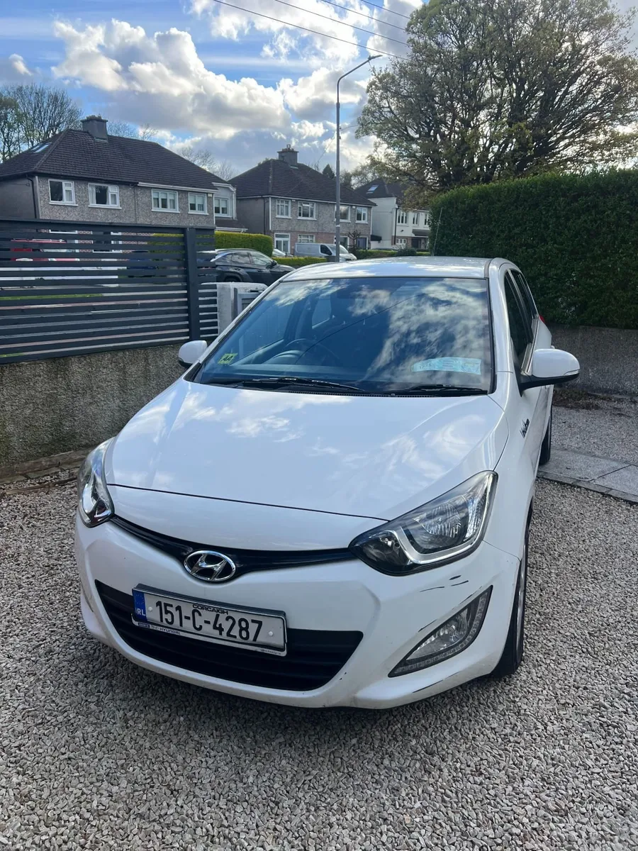 2015 Hyundai i20 For Sale - Image 1