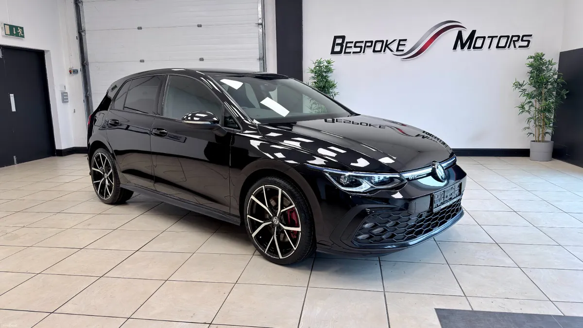 Volkswagen Golf GTE - Image 4