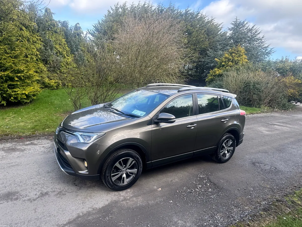 16 Toyota RAV4 2.0D4D .. LOW KMS - Image 4