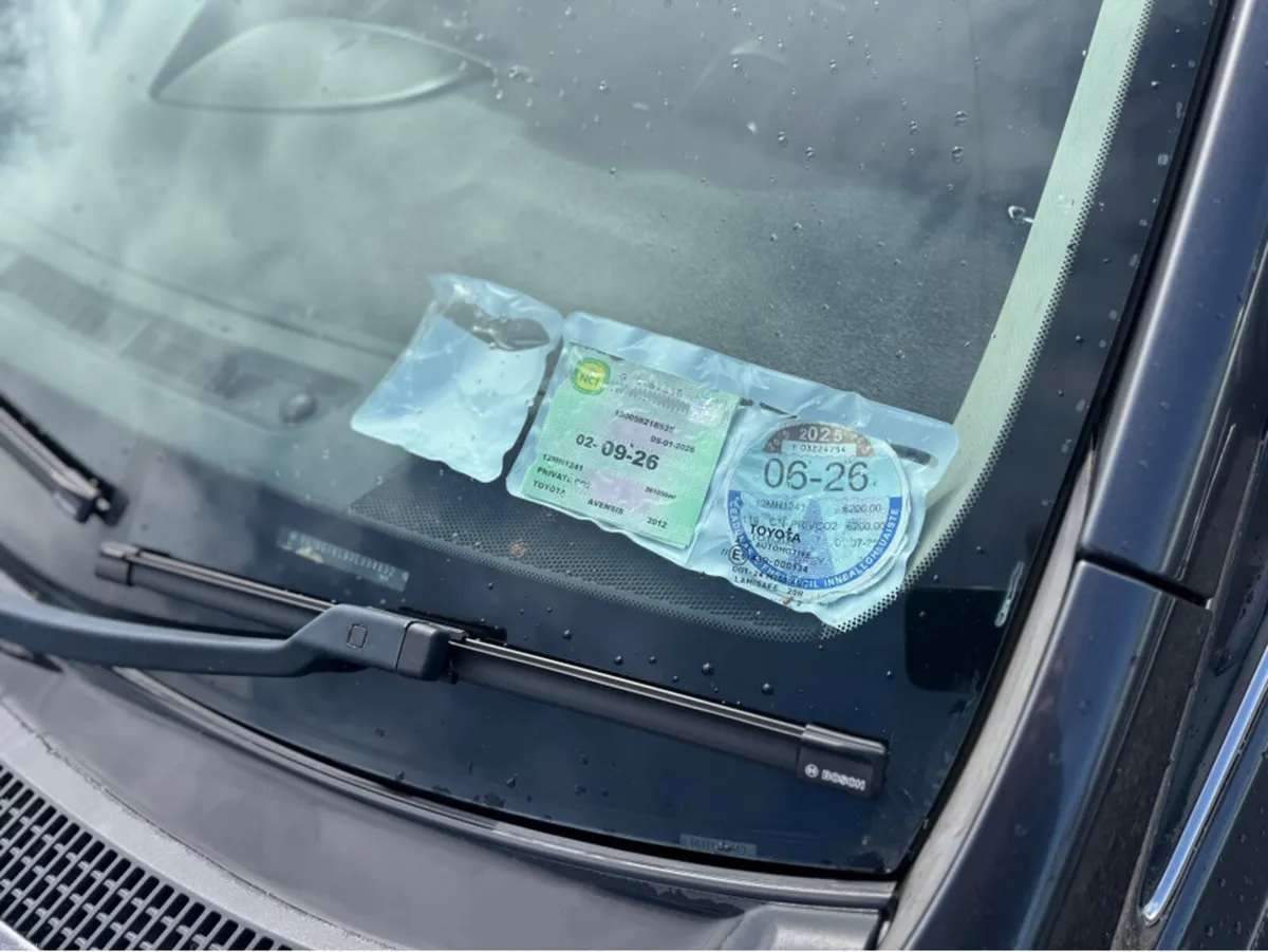 Toyota Avensis D-4D TR 4DR 2.0 OVERMOUNT - Image 4