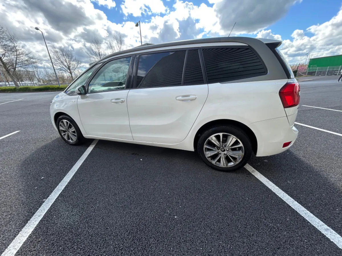Citroen Grand C4 Picasso EXCLUSIVE 1.6 HDI - Image 4