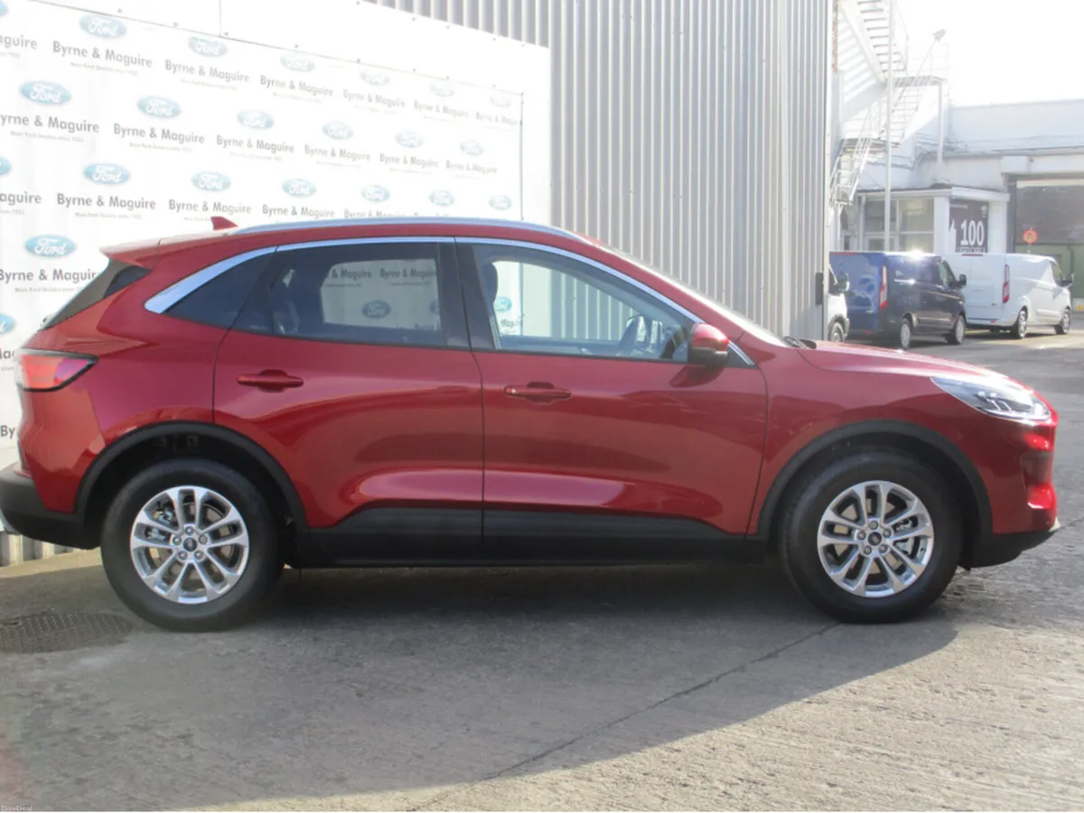 Ford Kuga TITANIUM 1.5 TD 120 S6.2 M6. FULL FORD S - Image 4