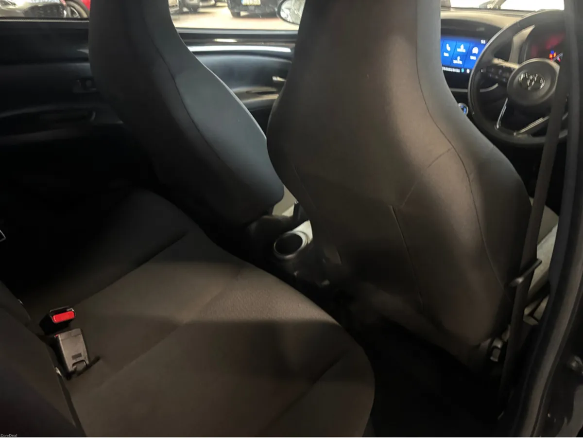 Toyota Aygo X PULSE - Image 3
