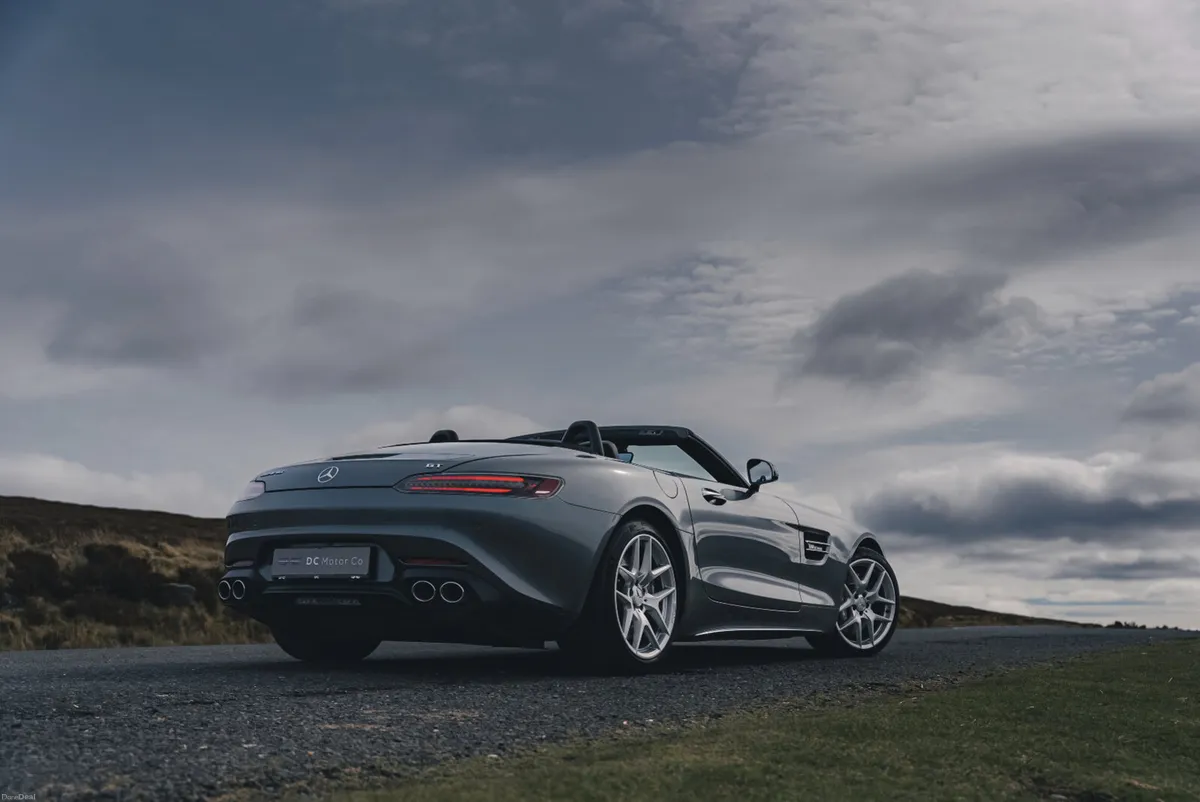 Mercedes-Benz AMG GT Premium Roadster - Image 6