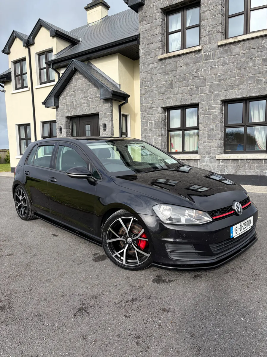 Volkswagen Golf 2016 - Image 1