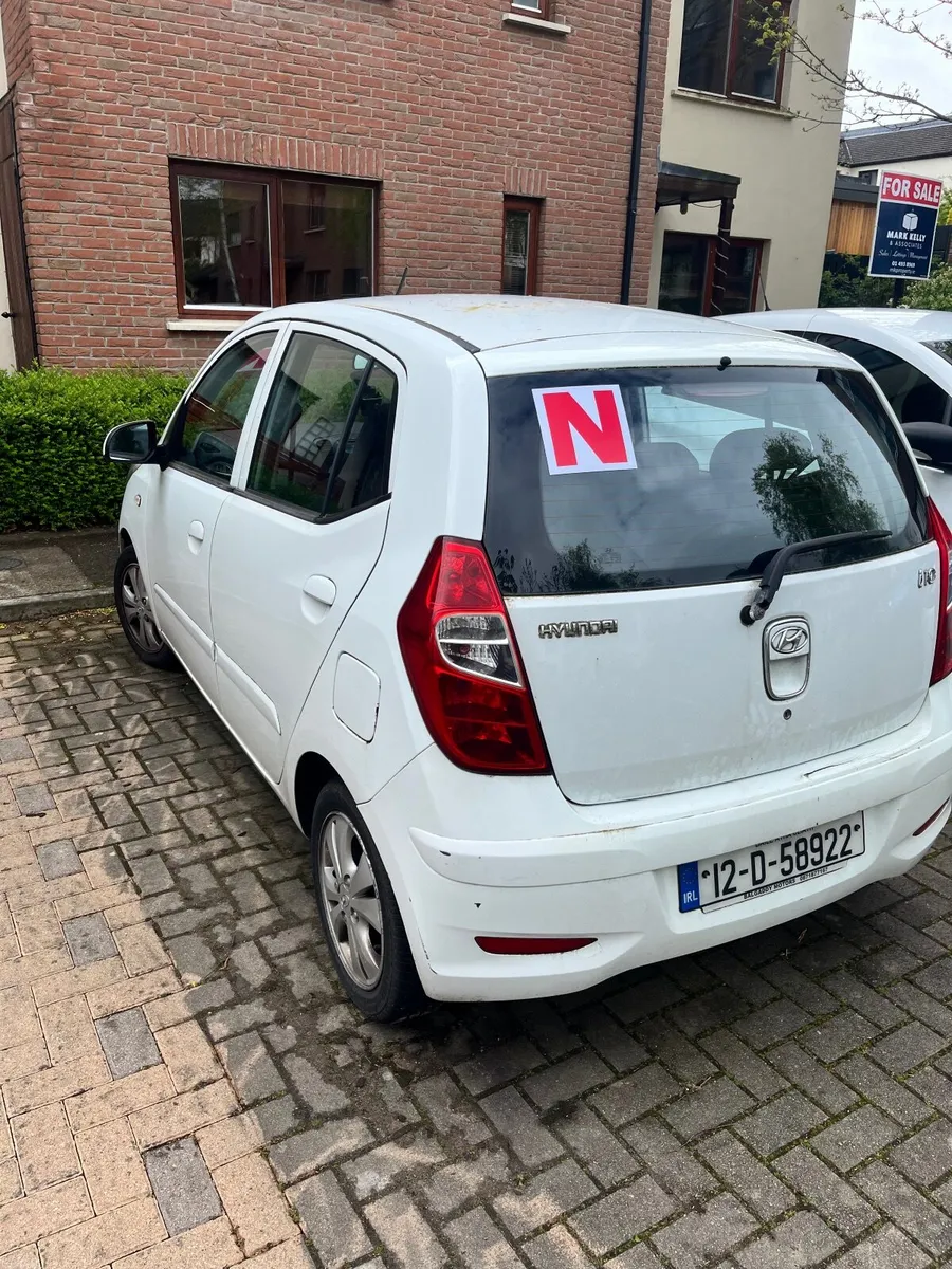 Hyundai i10 2012 - Image 2