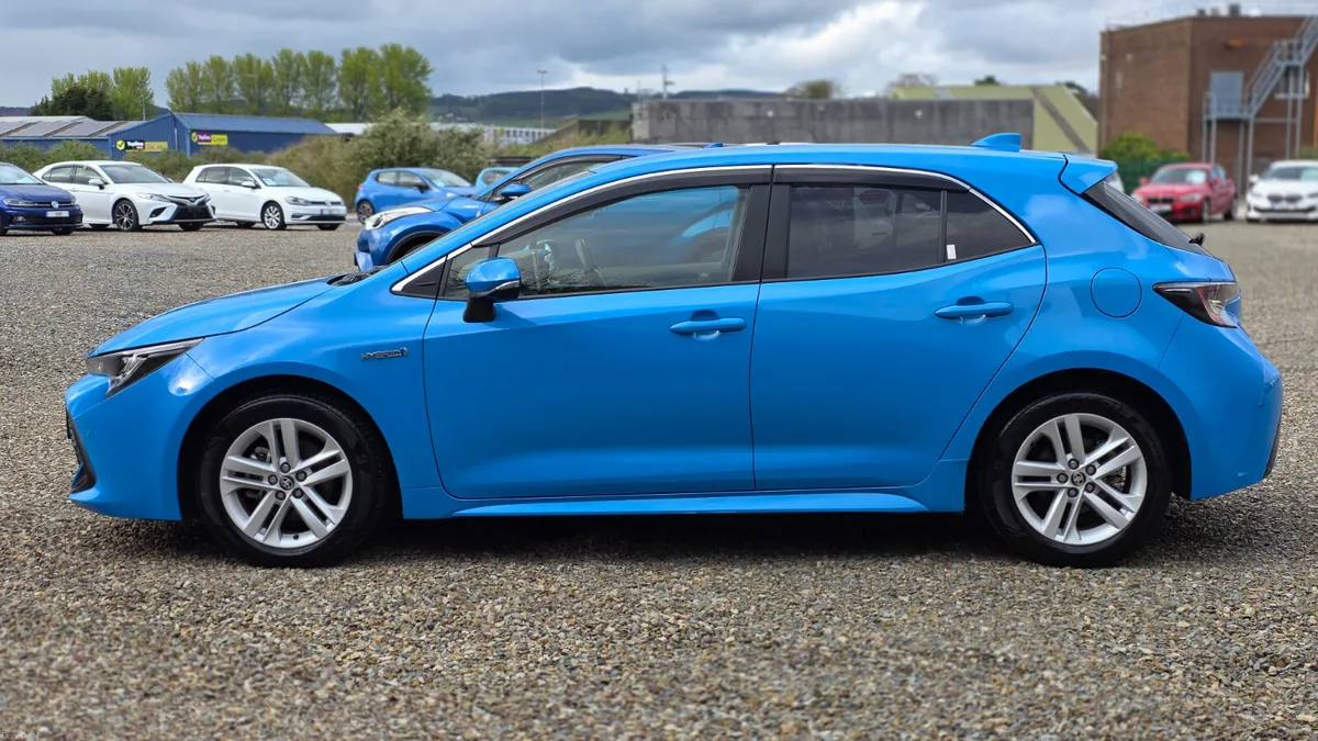 2019 Toyota Corolla Sport Hybrid - Image 4