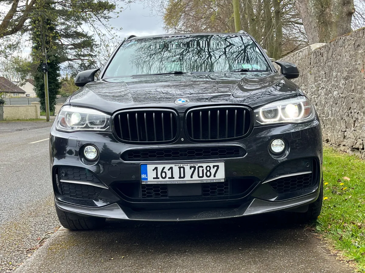 BMW X5 M50D - Image 4