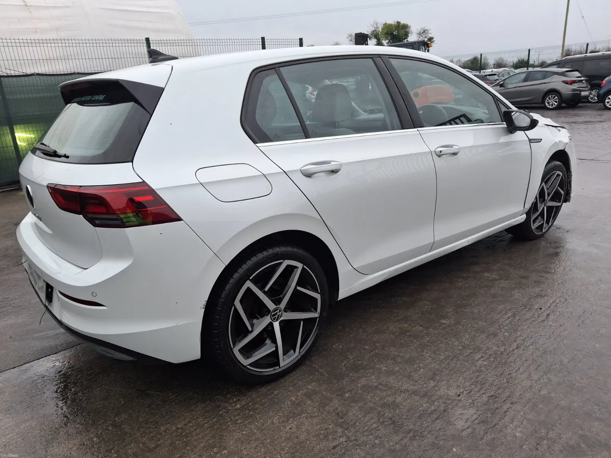 202 Volkswagen Golf 84km Light Damage - Image 3