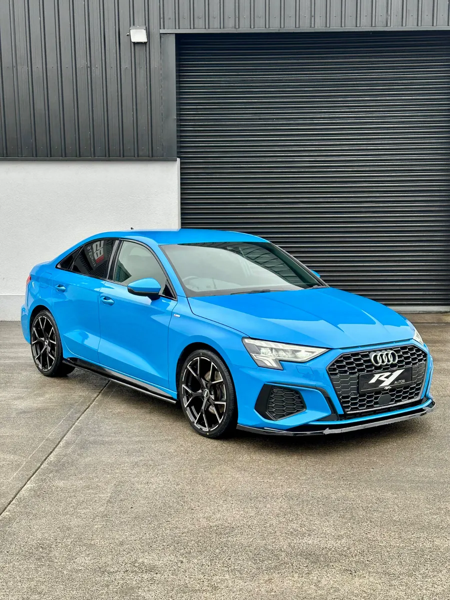 2022 AUDI A3 SLINE AUTO BLACK EDITION STYLING 2.0L - Image 4