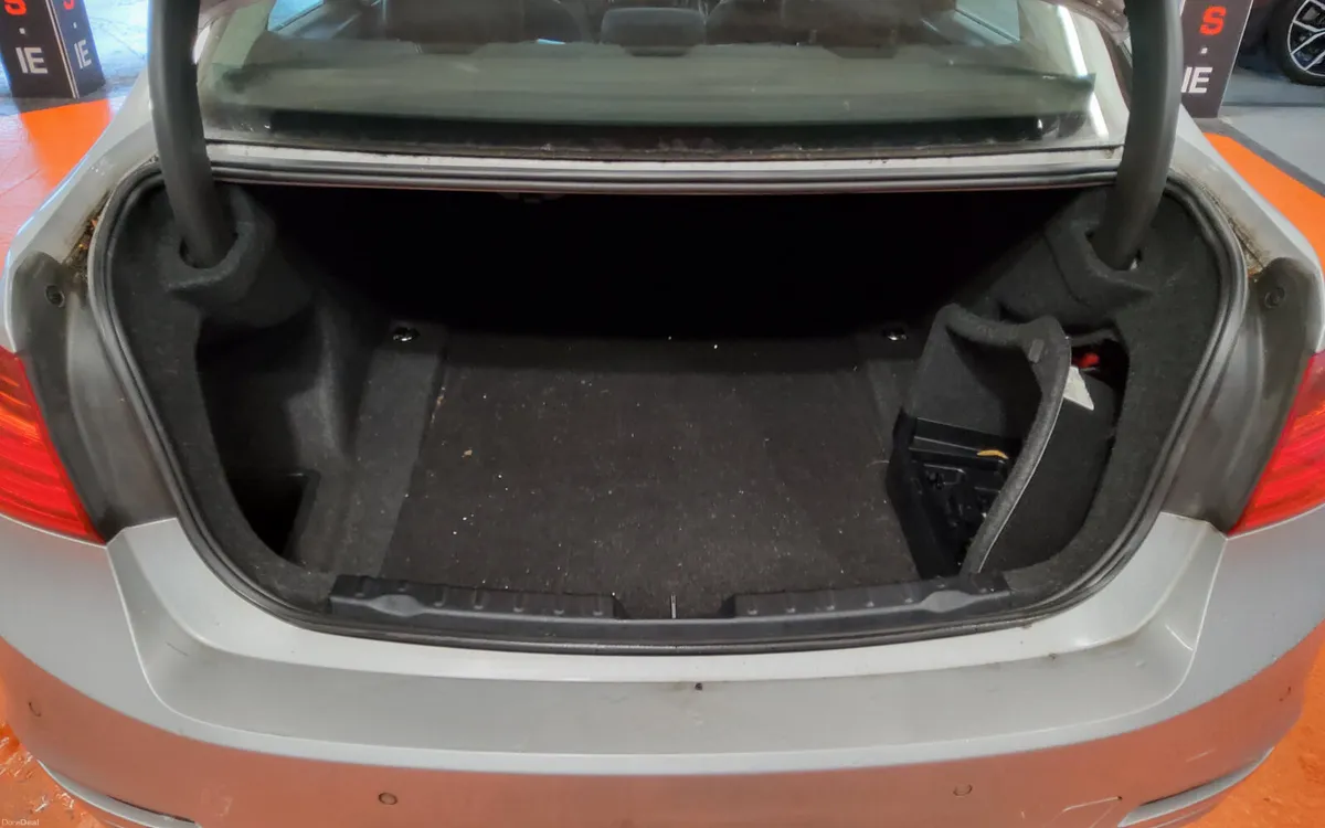 BMW 3-Series 2014 - Image 4