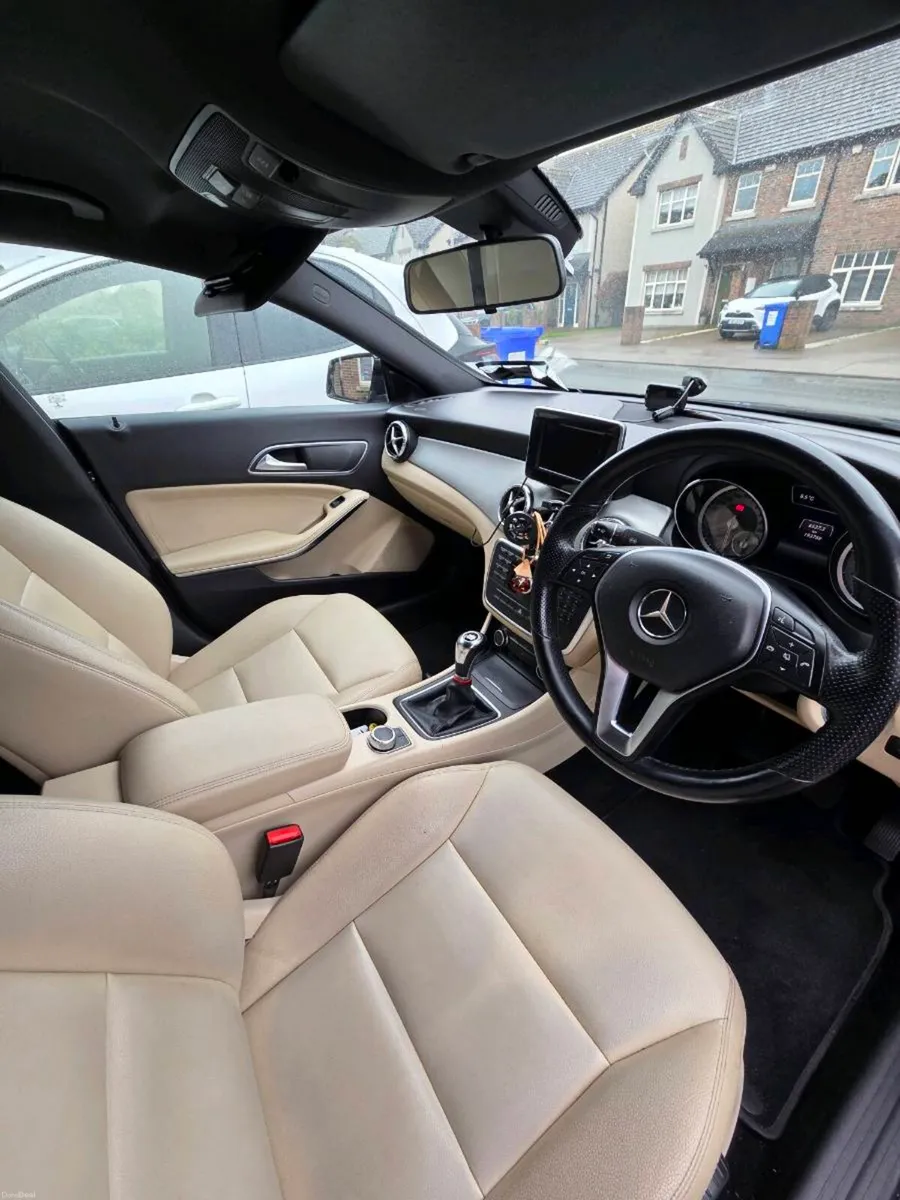 Mercedes CLA - Reserved - Image 4