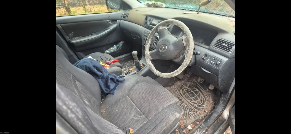 Toyota Corolla 2005 - Image 1