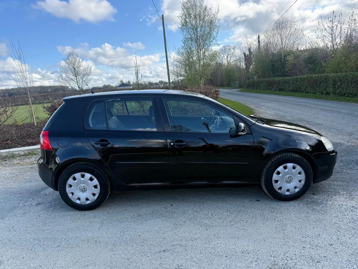 Volkswagen Golf 1.4 petrol (nct and tax) - Image 2