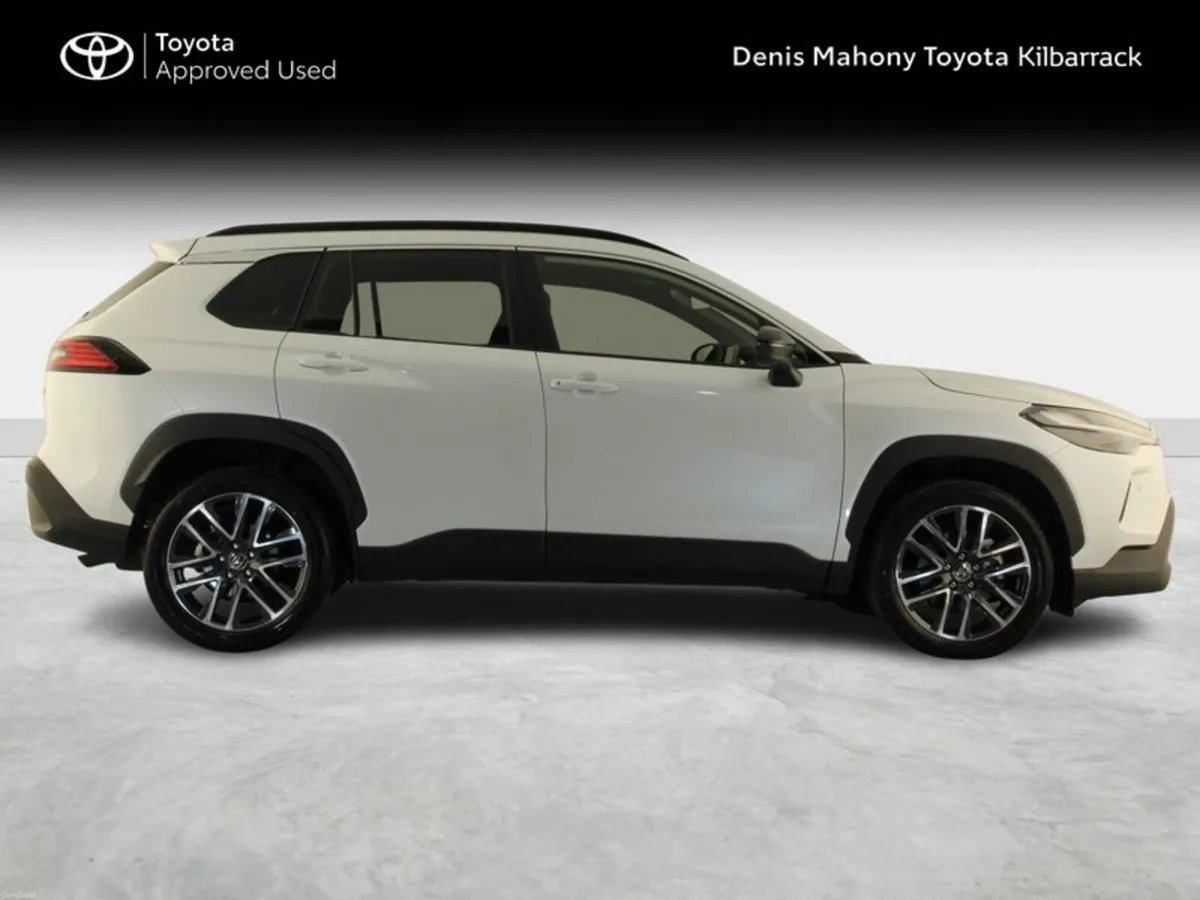 Toyota Corolla Cross SPORT - Image 3