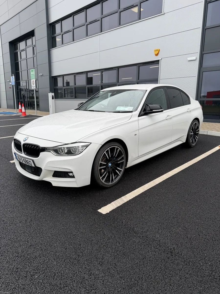 BMW 3-Series 2016 - Image 4