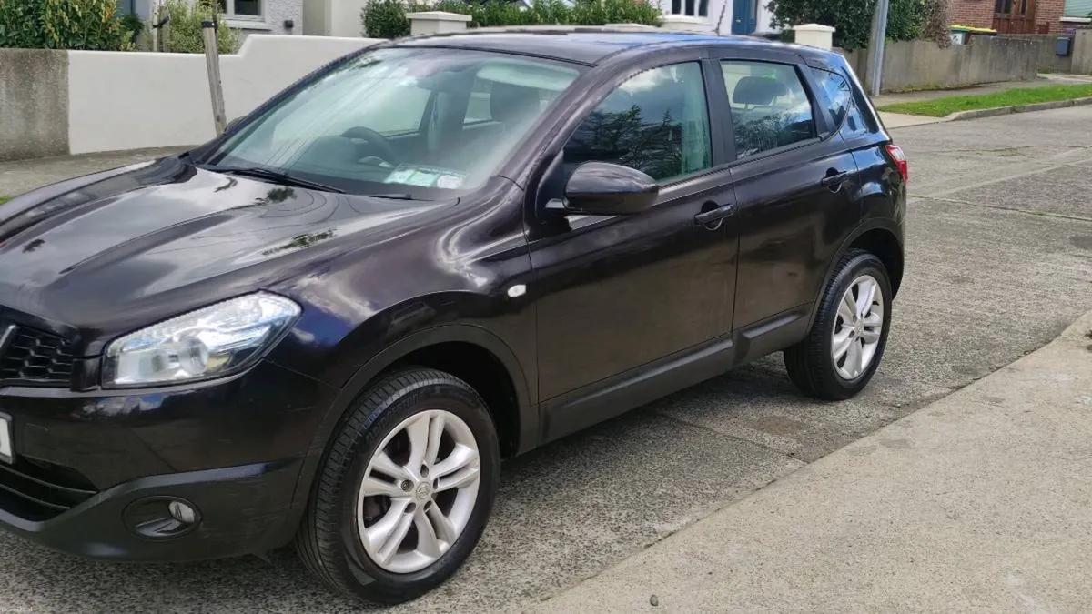 Nissan jeep - Image 4