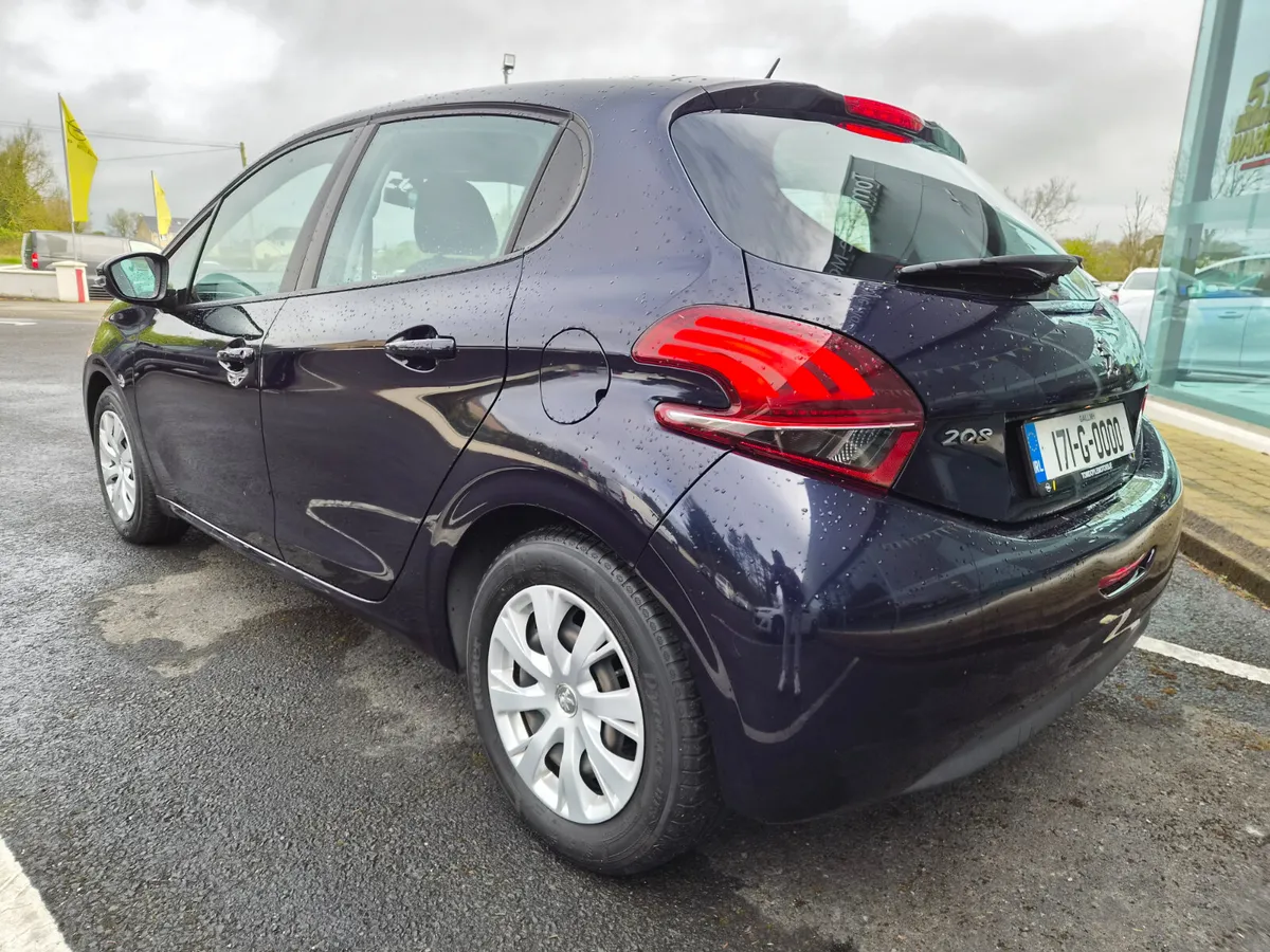 Peugeot 208 2017 1.2L Petrol Manual - Image 5