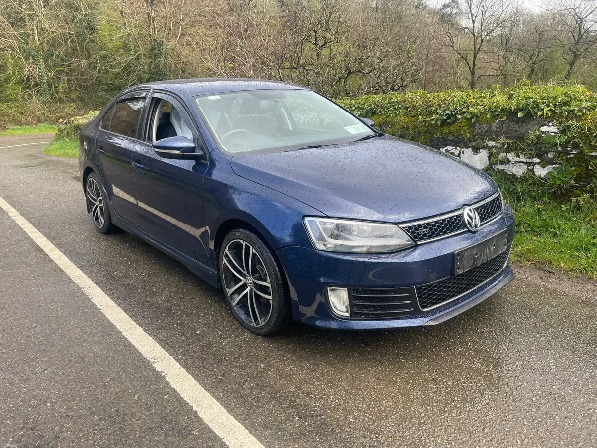 Volkswagen Jetta 1.6L 2014 - Image 1