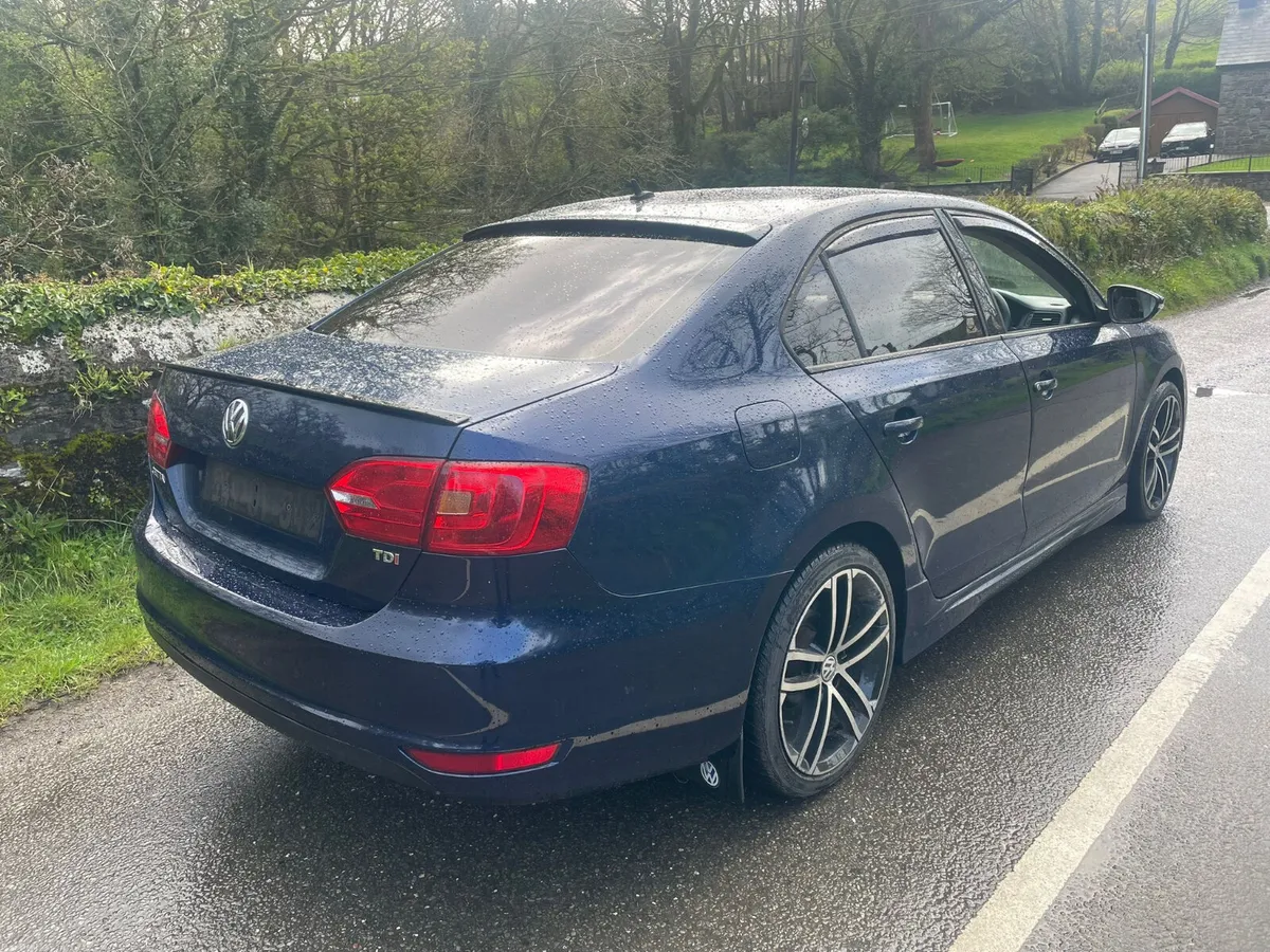 Volkswagen Jetta 1.6L 2014 - Image 4